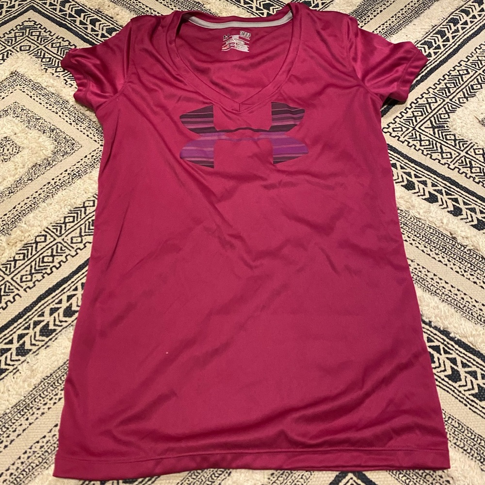NWOT Under Armour t shirt
